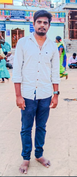 M Thanigavel  தொழில் பயிற்சி ( ITI )