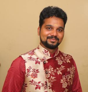 R.பாலவிக்னேஷ்