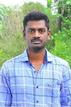 R.சுந்தர்