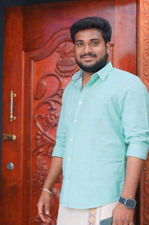 s.கார்த்திக் 