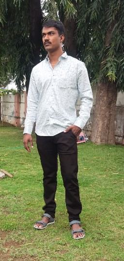 s.தினேஷ் 