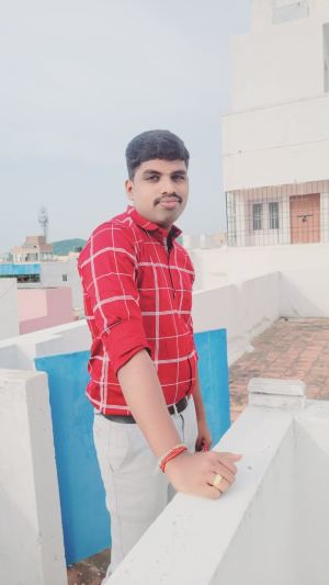 ஜெ .முரளி B.Tech (I.T)