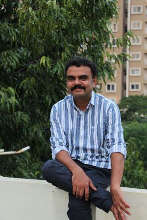 உ .பூவழகன் 