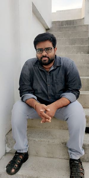 r தினேஷ்  குமார் 