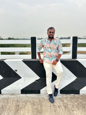 R.சாய் அருண்குமார்   B Com