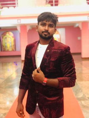 V சரவணன் 