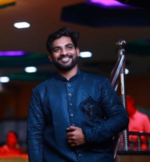 D.முகேஷ் குமார்