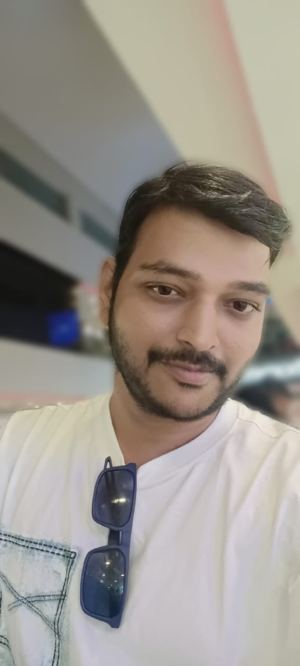 A சிலம்பரசன் BE(ECE)