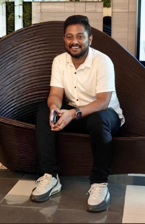 R.ஆதித்யா