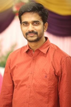 K.சரவணன்