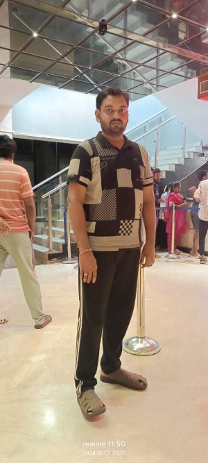 a JAGAN KUMAR .b.E(Mech)  Vegetarian