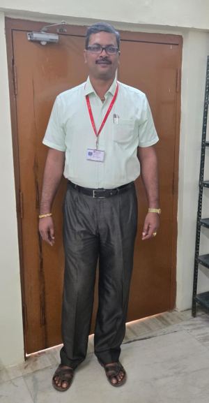 முனைவர்.செ.எழிலழகன்